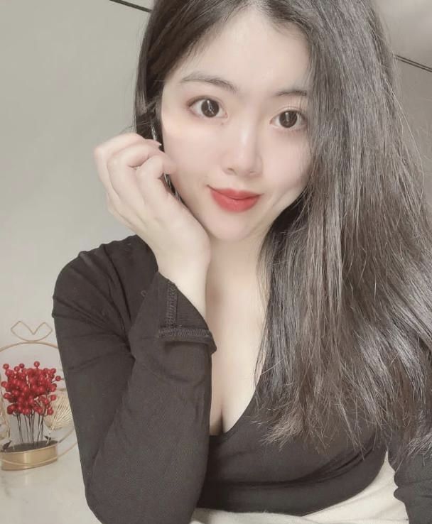 年轻的温柔小妹