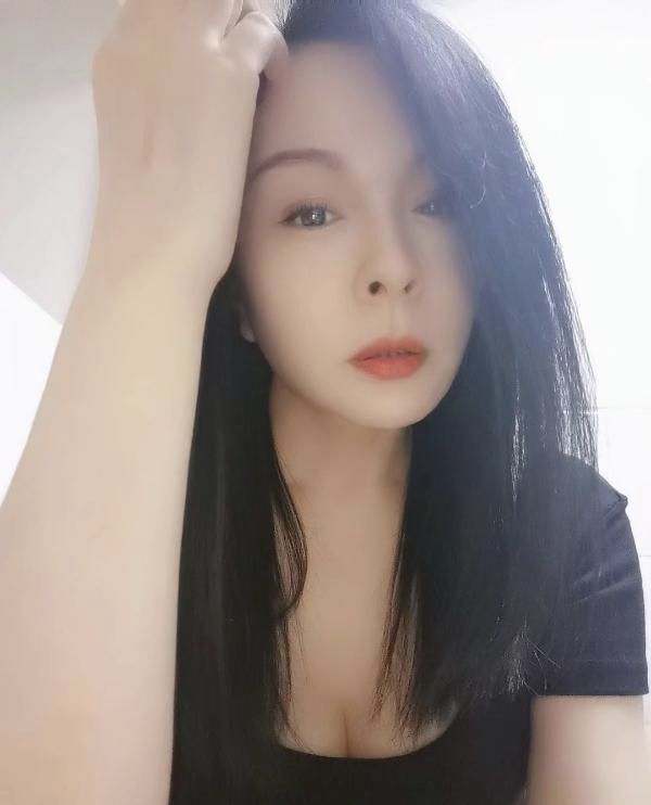 摩尔城少妇